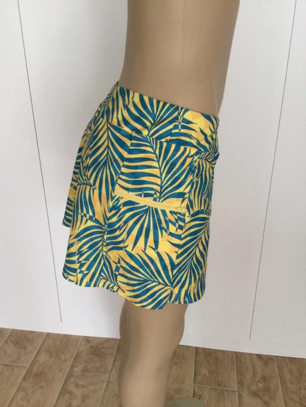 Sunsets Cabana Sporty Swim Skirt Size 16